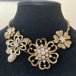 Premier Designs Lavish Blooms Necklace Retired Design Art Deco Vintage Inspired